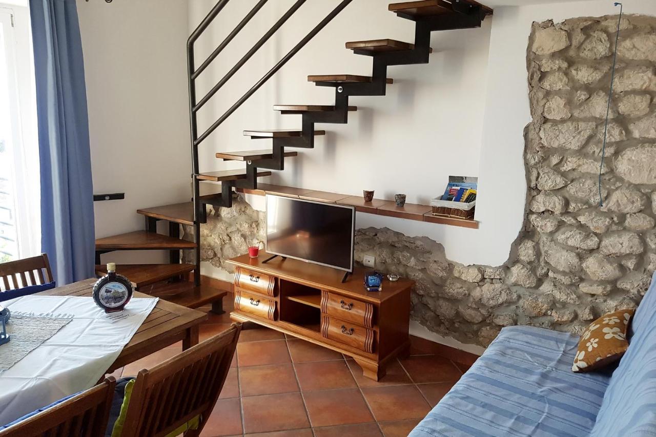 Apartments By The Sea Gradac, Makarska - 6661 Gradac  Kültér fotó