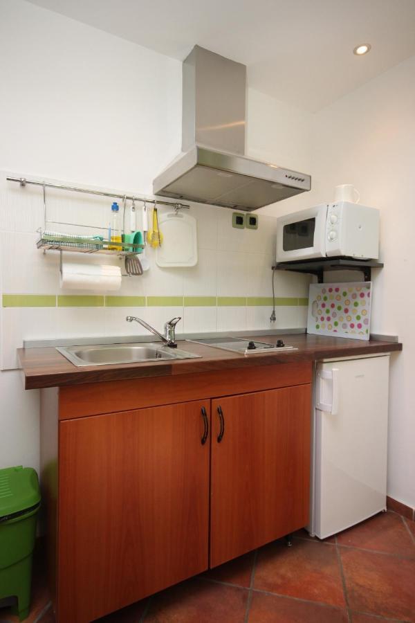 Apartments By The Sea Gradac, Makarska - 6661 Gradac  Kültér fotó